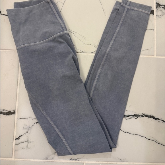 Lululemon Align Leggings - Picture 3 of 5